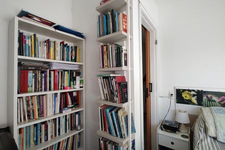 Apartamento para alugar com 58m², 3 quartos e 1 vaga Apartamento para alugar com 58m², 3 quartos e 1 vagaQuarto 2 - Armários