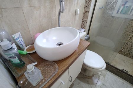 Banheiro Social de apartamento para alugar com 3 quartos, 58m² em Freguesia (jacarepaguá), Rio de Janeiro