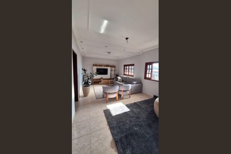 Casa para alugar com 3 quartos, 270m² em JARDIM CIDADE NOVA, Jundiaí