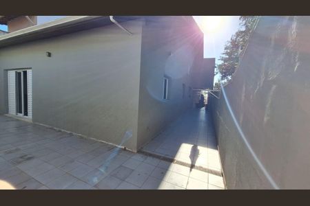 Garagem de casa para alugar com 3 quartos, 270m² em JARDIM CIDADE NOVA, Jundiaí