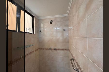 Apartamento para alugar com 130m², 2 quartos e 1 vaga Apartamento para alugar com 130m², 2 quartos e 1 vagaSuíte - Banheiro
