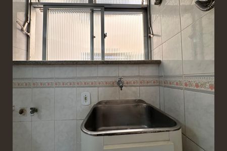 Apartamento para alugar com 130m², 2 quartos e 1 vaga Apartamento para alugar com 130m², 2 quartos e 1 vagaCozinha e Área de Serviço