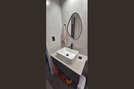Banheiro de apartamento para alugar com 1 quarto, 85m² em Vila Zilda, São Paulo