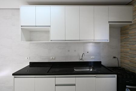 Cozinha de casa para alugar com 1 quarto, 48m² em Vila Sonia, São Paulo