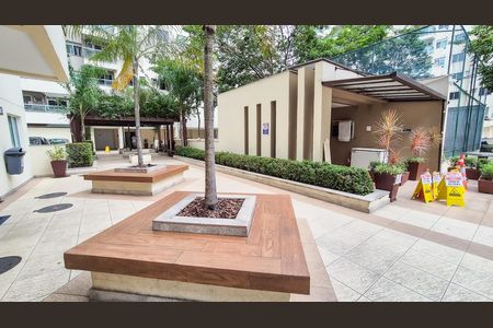 Apartamento para alugar com 60m², 2 quartos e 1 vagaÁrea comum