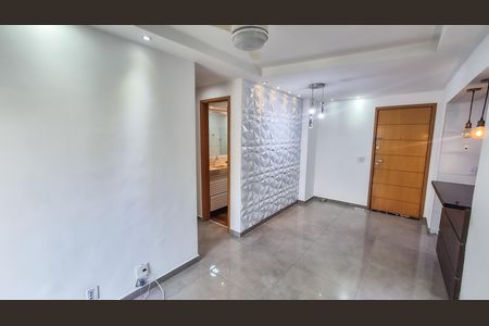 Apartamento para alugar com 60m², 2 quartos e 1 vaga Apartamento para alugar com 60m², 2 quartos e 1 vagaSala