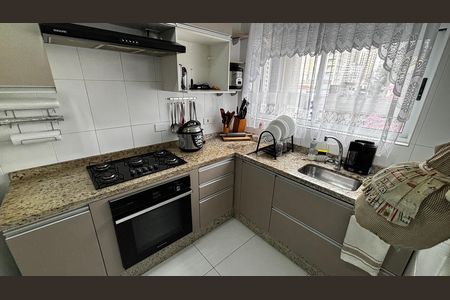 Apartamento para alugar com 91m², 3 quartos e 2 vagas Apartamento para alugar com 91m², 3 quartos e 2 vagasCozinha