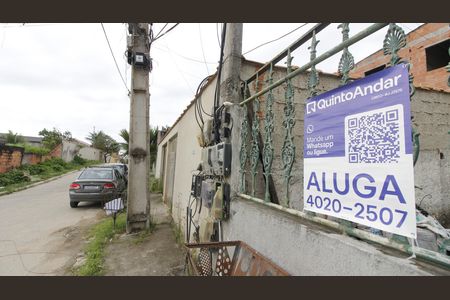 Placa de casa para alugar com 3 quartos, 80m² em Jardim Pero, Cabo Frio