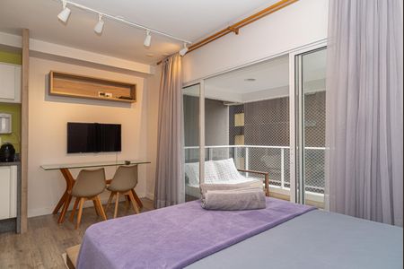 Studio à venda com 35m², 1 quarto e 1 vaga Studio à venda com 35m², 1 quarto e 1 vagaQuarto