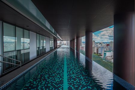 Studio à venda com 35m², 1 quarto e 1 vaga Studio à venda com 35m², 1 quarto e 1 vagaÁrea comum - Piscina