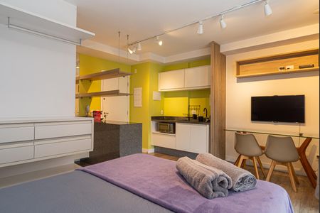 Studio à venda com 35m², 1 quarto e 1 vaga Studio à venda com 35m², 1 quarto e 1 vagaQuarto