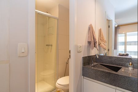 Studio à venda com 35m², 1 quarto e 1 vaga Studio à venda com 35m², 1 quarto e 1 vagaBanheiro