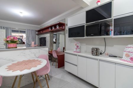 Casa à venda com 90m², 2 quartos e 1 vaga Casa à venda com 90m², 2 quartos e 1 vagaCozinha