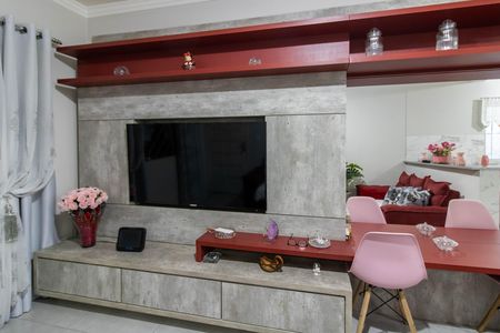 Casa à venda com 90m², 2 quartos e 1 vaga Casa à venda com 90m², 2 quartos e 1 vagaSala