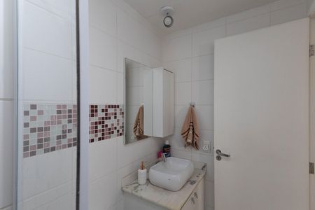 Apartamento à venda com 77m², 3 quartos e 1 vaga Apartamento à venda com 77m², 3 quartos e 1 vagaBanheiro Social