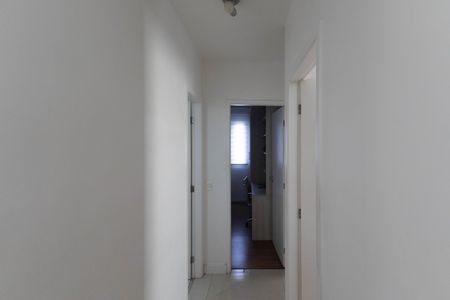 Apartamento à venda com 77m², 3 quartos e 1 vaga Apartamento à venda com 77m², 3 quartos e 1 vagaCorredor
