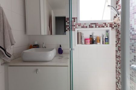 Apartamento à venda com 77m², 3 quartos e 1 vaga Apartamento à venda com 77m², 3 quartos e 1 vagaBanheiro da Suíte