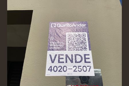 Casa à venda com 351m², 4 quartos e 4 vagas Casa à venda com 351m², 4 quartos e 4 vagasPlaquinha - SMNC-1072