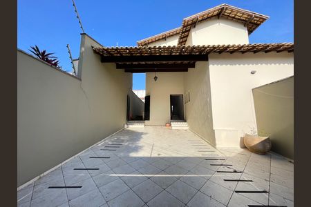 Garagem de casa para alugar com 4 quartos, 351m² em Jardim Jussara, São Paulo