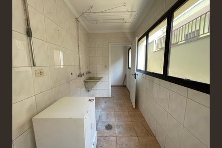 Casa à venda com 351m², 4 quartos e 4 vagas Casa à venda com 351m², 4 quartos e 4 vagasÁrea de Serviço