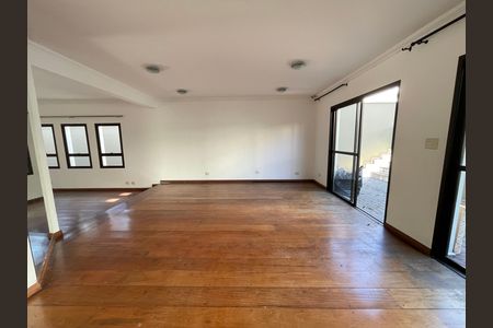 Sala de casa para alugar com 4 quartos, 351m² em Jardim Jussara, São Paulo
