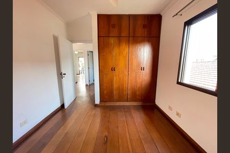 Quarto 3 de casa para alugar com 4 quartos, 351m² em Jardim Jussara, São Paulo
