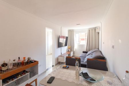 Apartamento para alugar com 2 quartos, 56m² em Conjunto Habitacional Presidente Castelo Branco, Carapicuíba