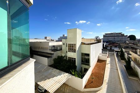 Vista Quarto 2 de apartamento à venda com 3 quartos, 85m² em Sagrada Família, Belo Horizonte