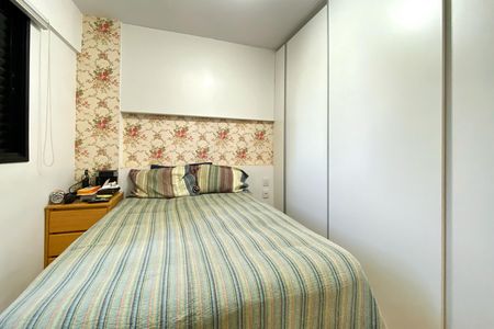 Suite de apartamento à venda com 3 quartos, 85m² em Sagrada Família, Belo Horizonte