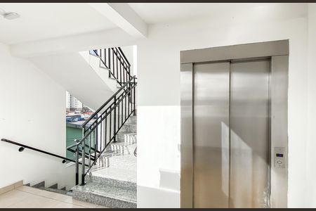 Elevador  de apartamento à venda com 2 quartos, 43m² em Vila Buenos Aires, São Paulo