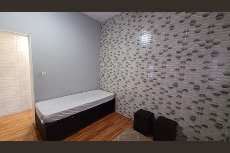 Casa para alugar com 25m², 2 quartos e 2 vagas