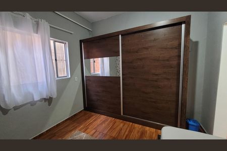Casa para alugar com 25m², 2 quartos e 2 vagas