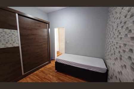 Casa para alugar com 25m², 2 quartos e 2 vagas