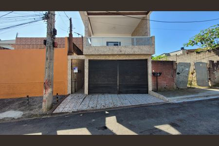 Fachada de casa para alugar com 2 quartos, 25m² em Chacara Dona Escolastica, Itaquaquecetuba