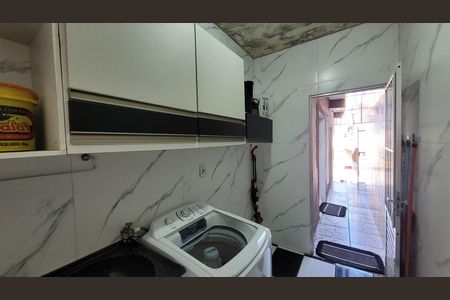 Área de Serviço de casa para alugar com 2 quartos, 25m² em Chacara Dona Escolastica, Itaquaquecetuba