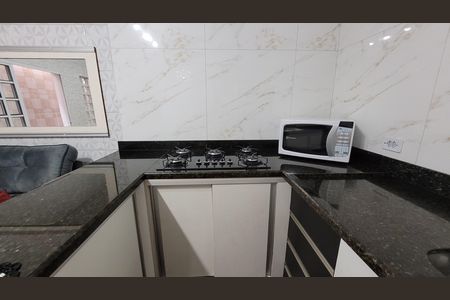 Casa para alugar com 25m², 2 quartos e 2 vagas Casa para alugar com 25m², 2 quartos e 2 vagasSala e Cozinha