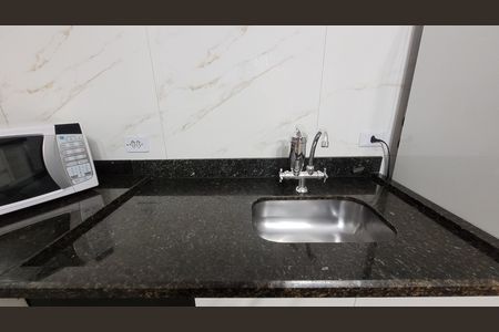 Casa para alugar com 25m², 2 quartos e 2 vagas Casa para alugar com 25m², 2 quartos e 2 vagasSala e Cozinha