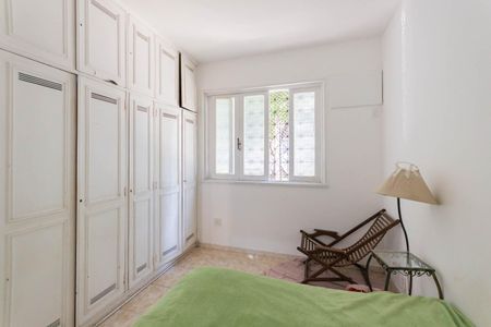 Casa à venda com 198m², 4 quartos e 1 vagaQuarto 1