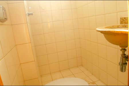 Apartamento para alugar com 120m², 2 quartos e 2 vagasBanheiro de serviço