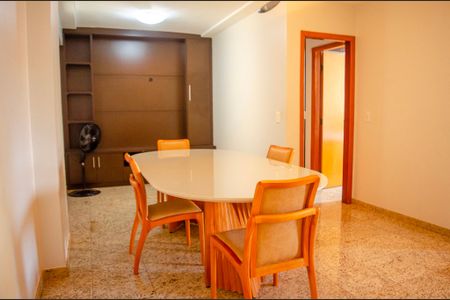 Apartamento para alugar com 120m², 2 quartos e 2 vagasSala de Jantar