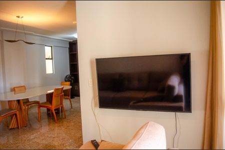 Apartamento para alugar com 120m², 2 quartos e 2 vagasSala