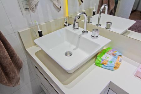 Apartamento à venda com 163m², 3 quartos e 3 vagas Apartamento à venda com 163m², 3 quartos e 3 vagasBanheiro da Suíte 2