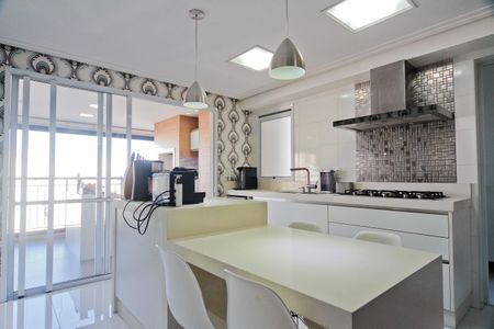 Apartamento à venda com 163m², 3 quartos e 3 vagas Apartamento à venda com 163m², 3 quartos e 3 vagasCozinha