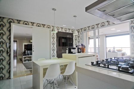 Apartamento à venda com 163m², 3 quartos e 3 vagas Apartamento à venda com 163m², 3 quartos e 3 vagasCozinha