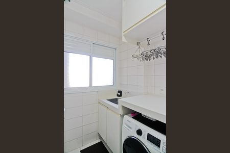 Apartamento à venda com 163m², 3 quartos e 3 vagas Apartamento à venda com 163m², 3 quartos e 3 vagasÁrea de Serviço