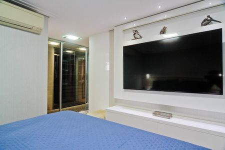 Apartamento à venda com 163m², 3 quartos e 3 vagas Apartamento à venda com 163m², 3 quartos e 3 vagasSuíte 1