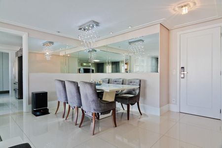 Apartamento à venda com 163m², 3 quartos e 3 vagas Apartamento à venda com 163m², 3 quartos e 3 vagasSala