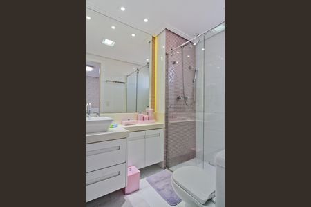 Apartamento à venda com 163m², 3 quartos e 3 vagas Apartamento à venda com 163m², 3 quartos e 3 vagasBanheiro da Suíte 2