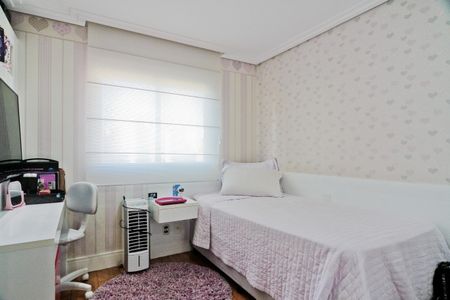 Apartamento à venda com 163m², 3 quartos e 3 vagas Apartamento à venda com 163m², 3 quartos e 3 vagasSuíte 2