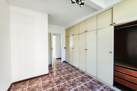 Apartamento à venda com 80m², 2 quartos e sem vaga Apartamento à venda com 80m², 2 quartos e sem vagaQuarto